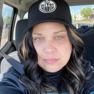 Meet your Posher, Roxane